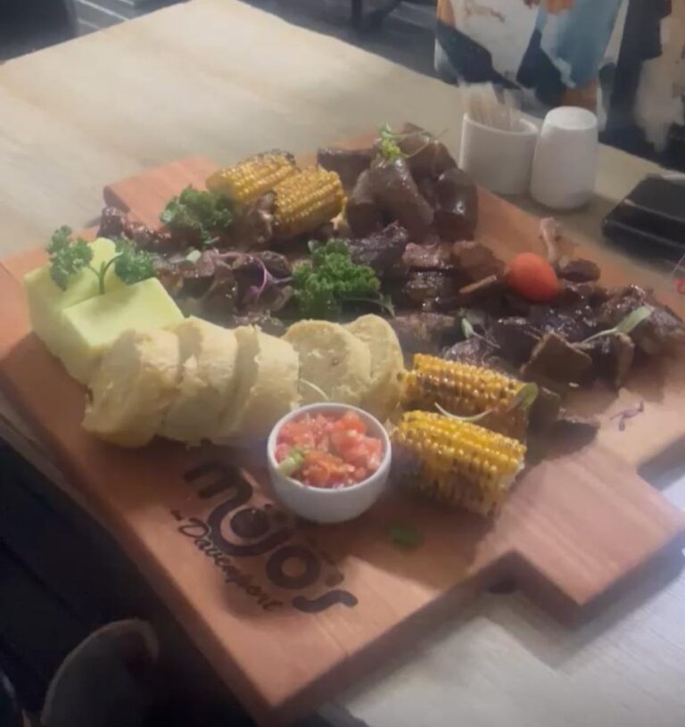 IMojos eDavenport yengeze ukudla okusha kwi menu yabo.